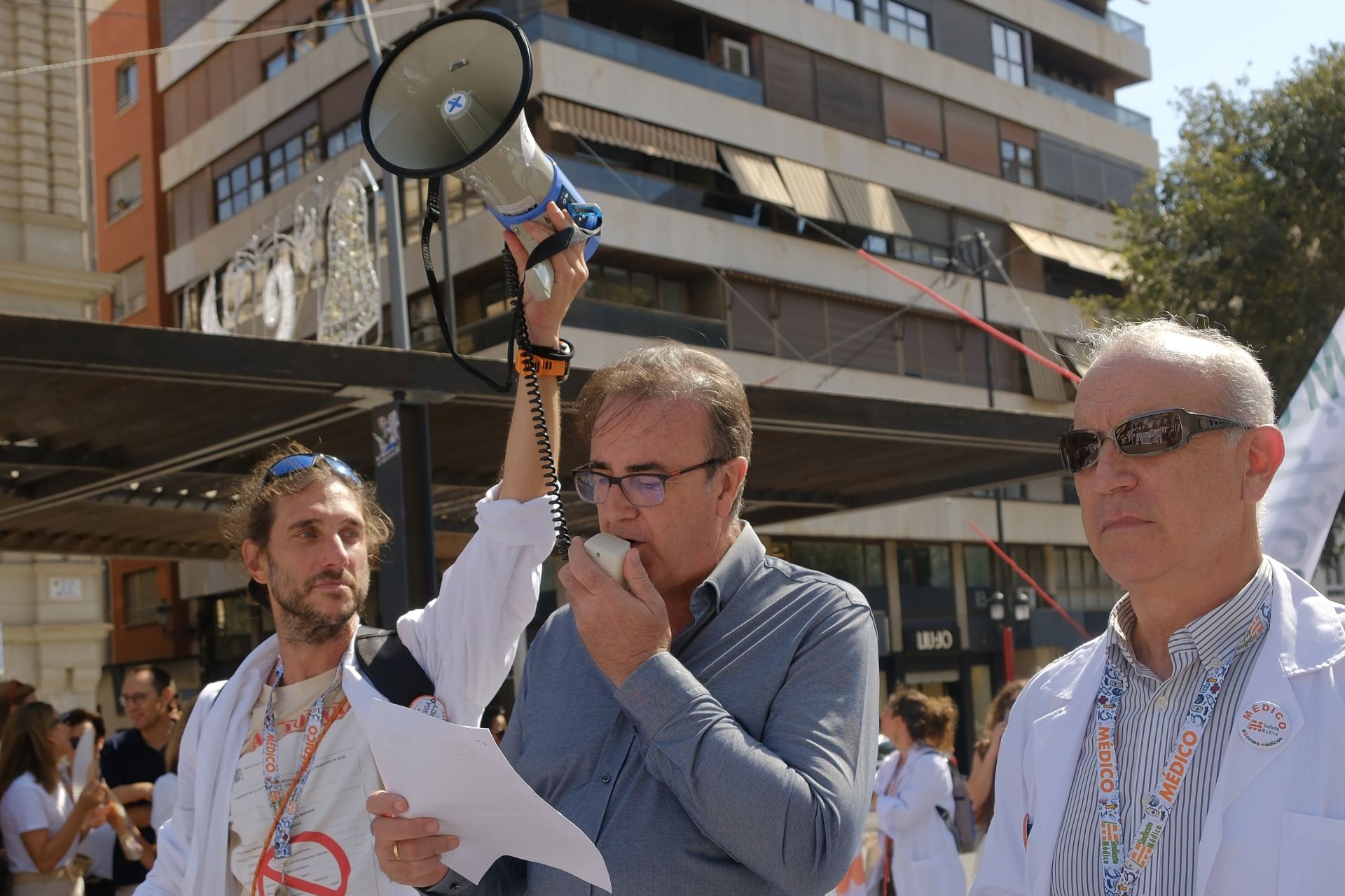 Los médicos de Alicante secundan la huelga nacional contra el estatuto marco y la «sobreexplotación»