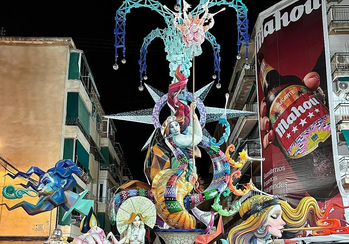 Foguerer Carolinas, primer premio de Primera categoría.