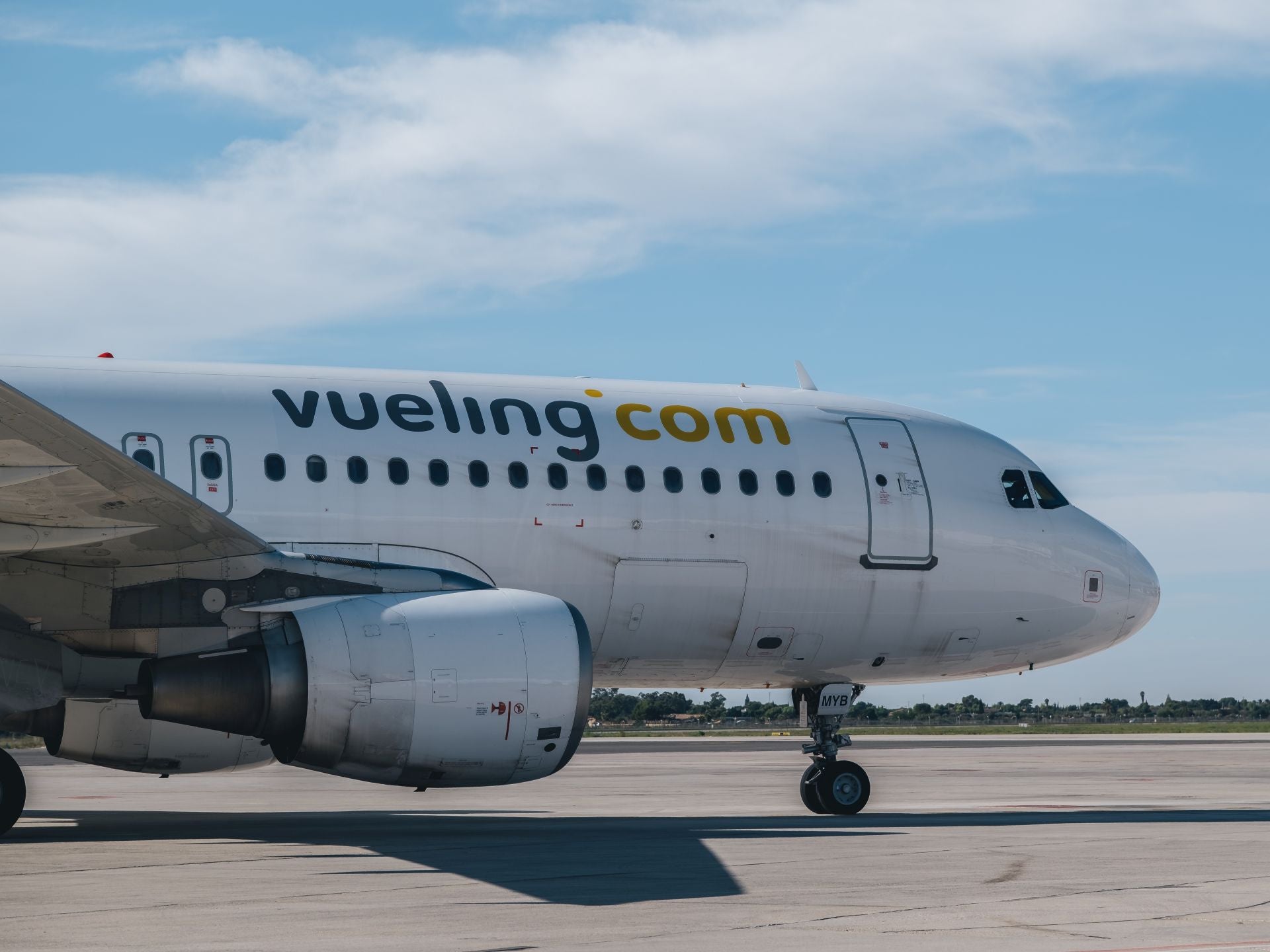 Vueling aircraft at Alicante-Elche airport.