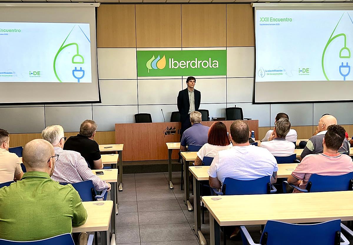 Un momento del encuentro de i-DE en Alicante.