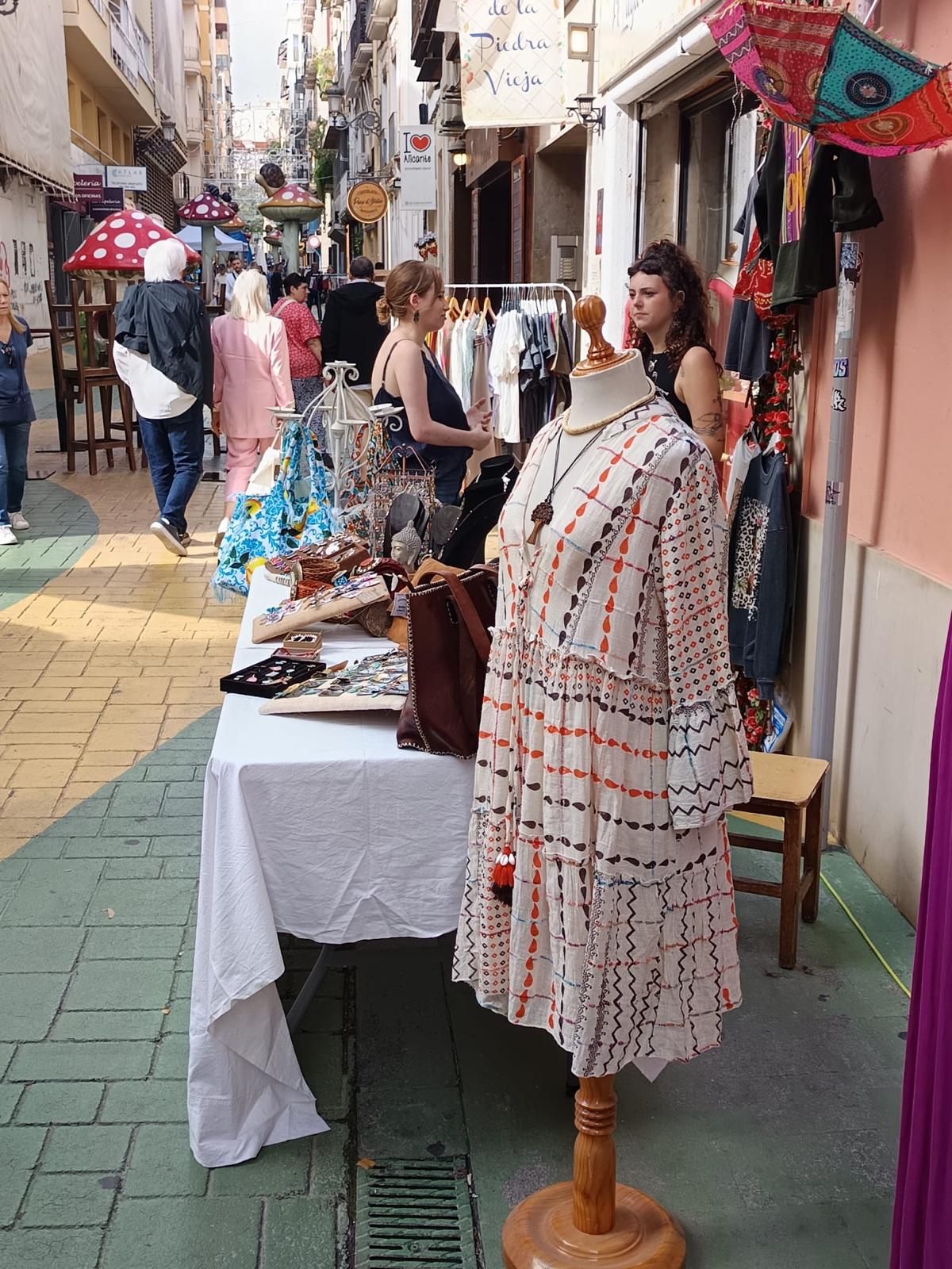 Imagen secundaria 2 - Actividades comerciales del sábado 11 de octubre. 