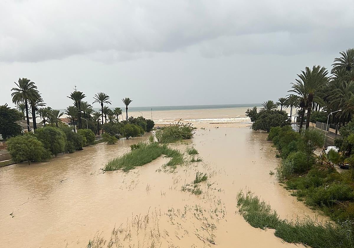 Flooded ravine in Orihuela.