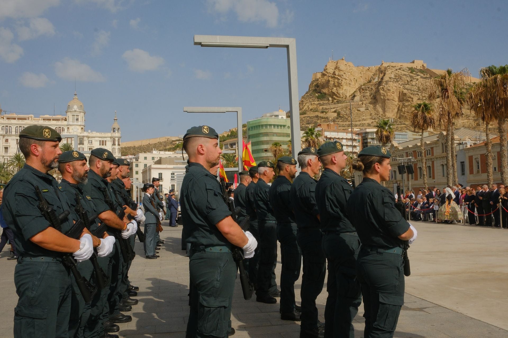 La Guardia Civil de Alicante celebra el día de la Hispanidad