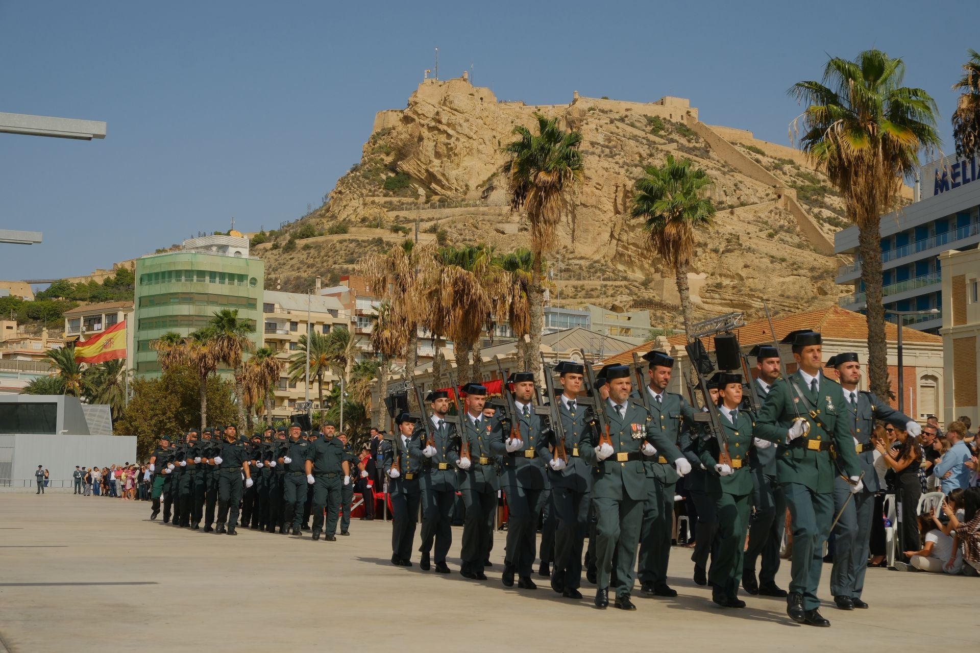 La Guardia Civil de Alicante celebra el día de la Hispanidad