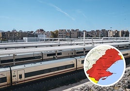 Imagen de archivo de trenes en Alicante/Alerta roja en Cataluña.