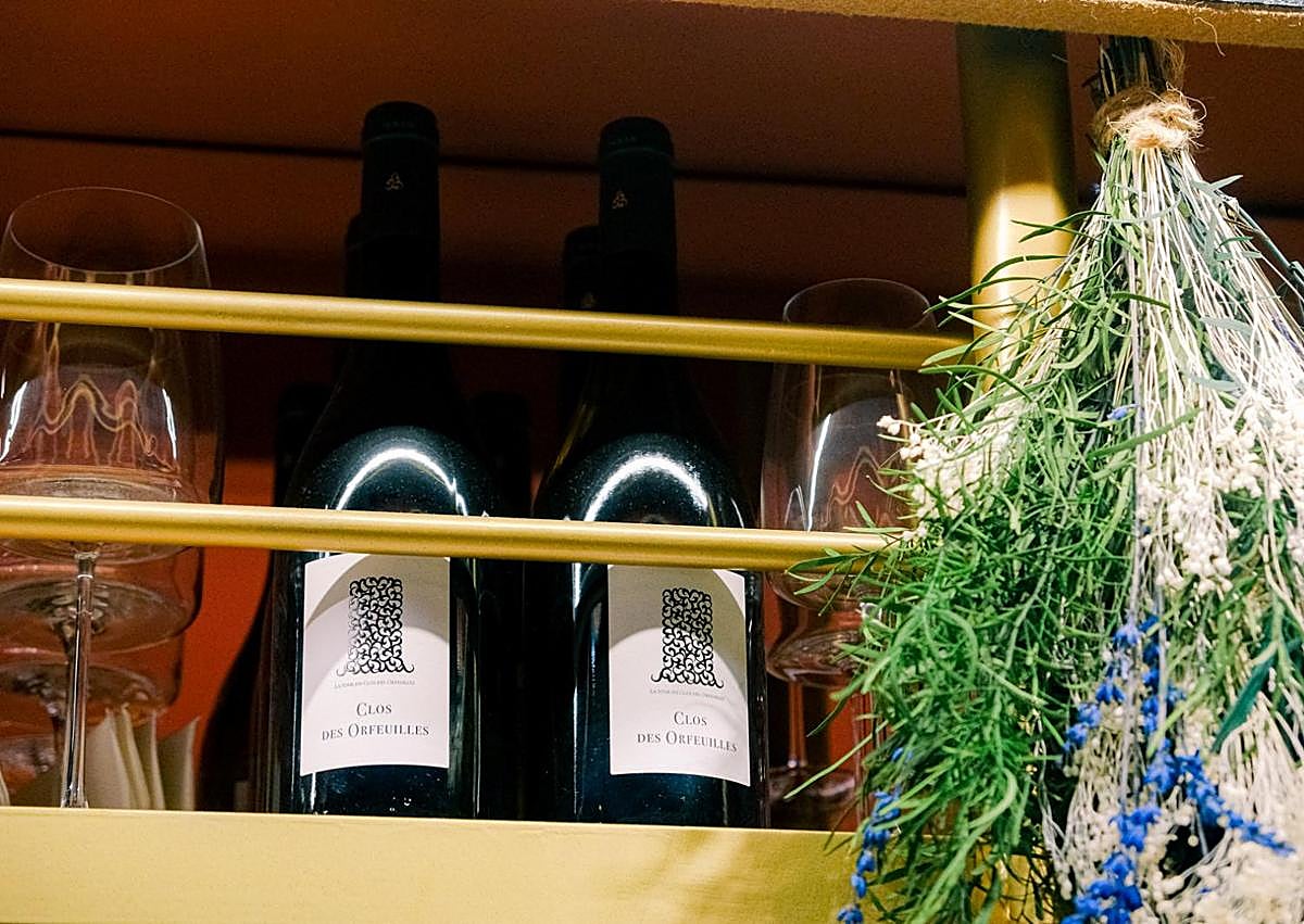 Imagen secundaria 1 - Quesos, vinos y cartas de Bistrot Christine.