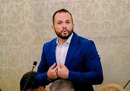 El portavoz municipal de Compromís, Rafa Mas, en un pleno.