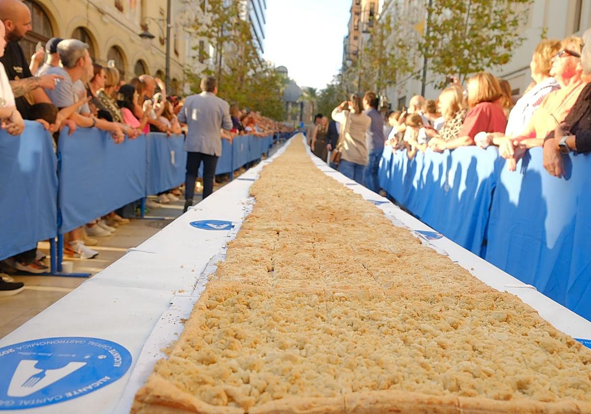 Coca de mollitas de récord.