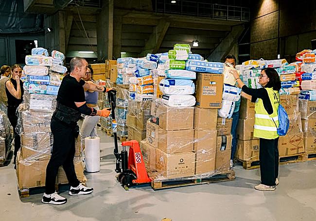Mensajeros de la Paz y Scouts en el centro de tecnificación de Alicante.