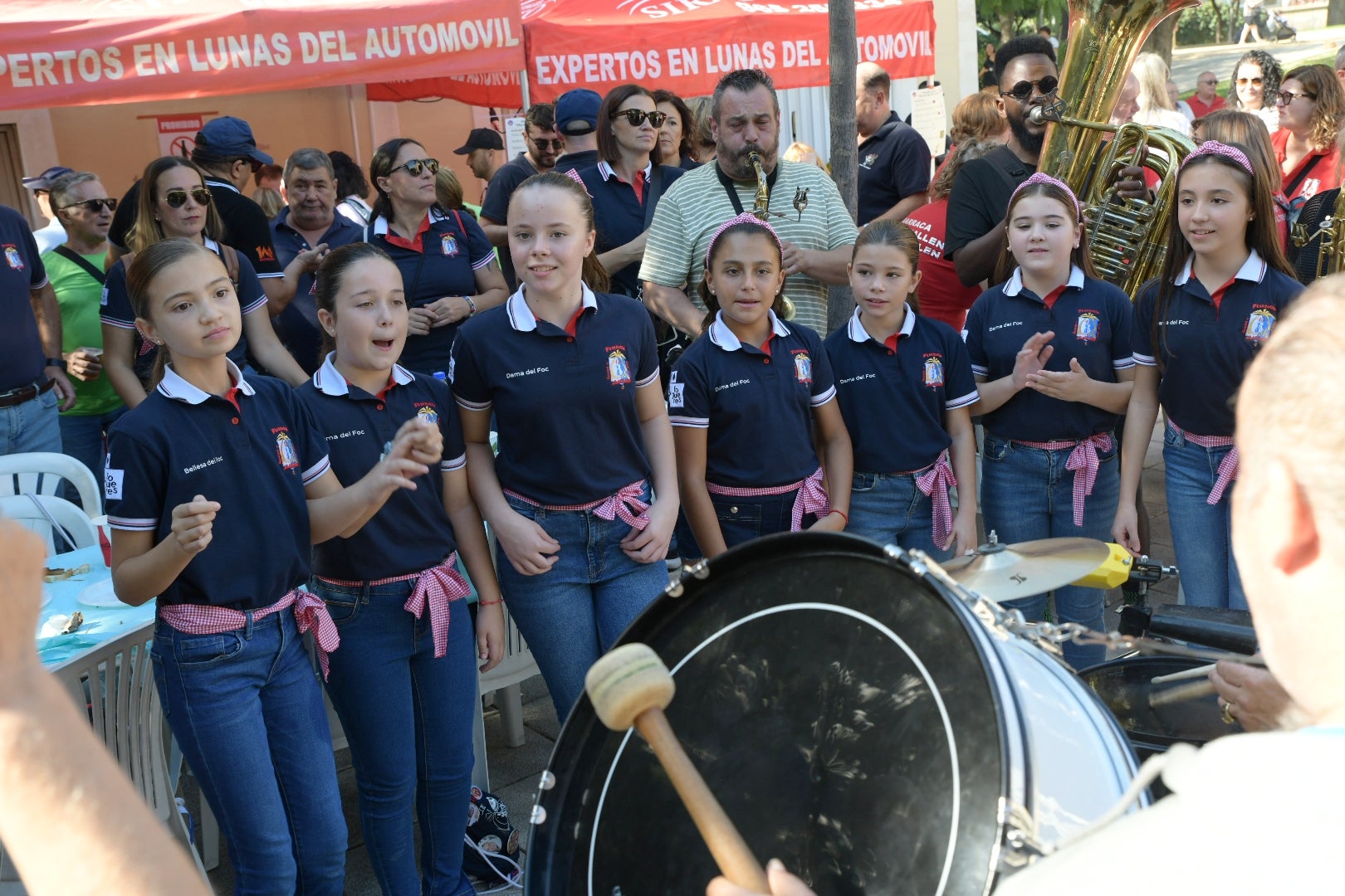 Las barracas celebran su día grande fuera de las Hogueras
