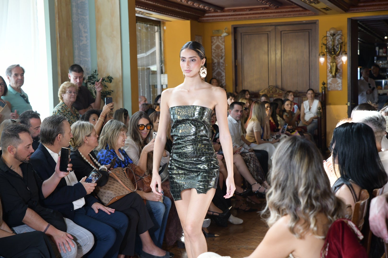 Alicante extiende la alfombra roja con su Fashion Week