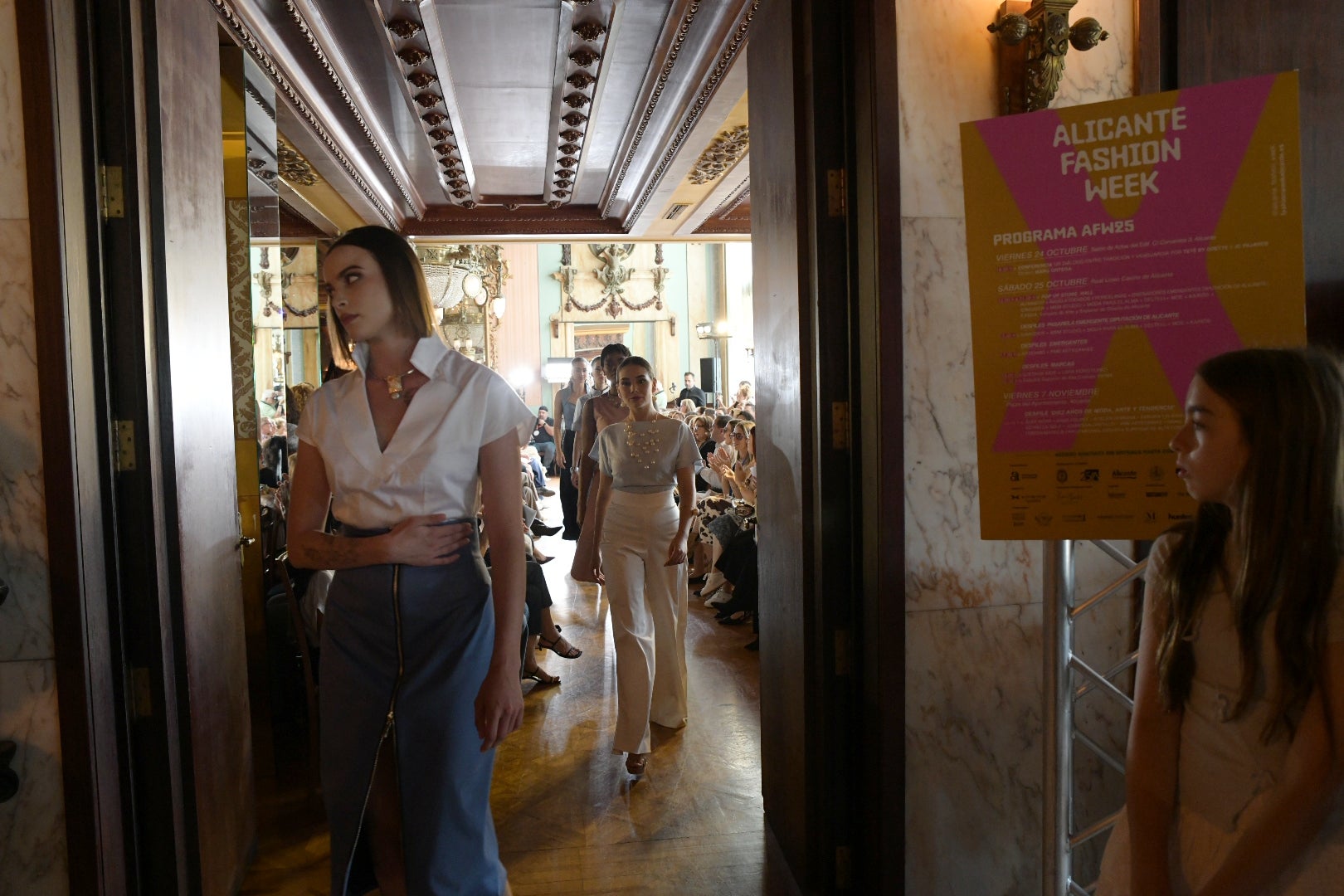 Alicante extiende la alfombra roja con su Fashion Week