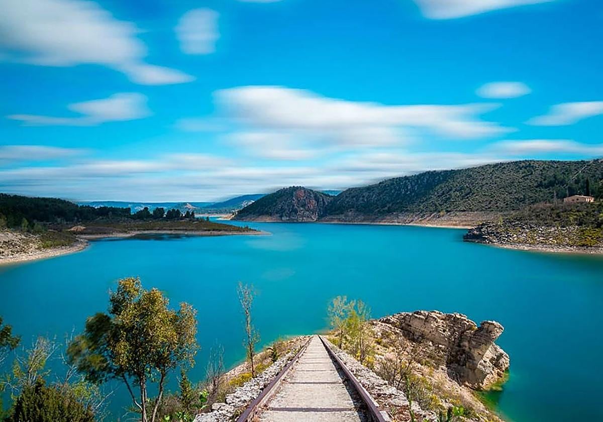 Entrepeñas Reservoir, in Guadalajara.