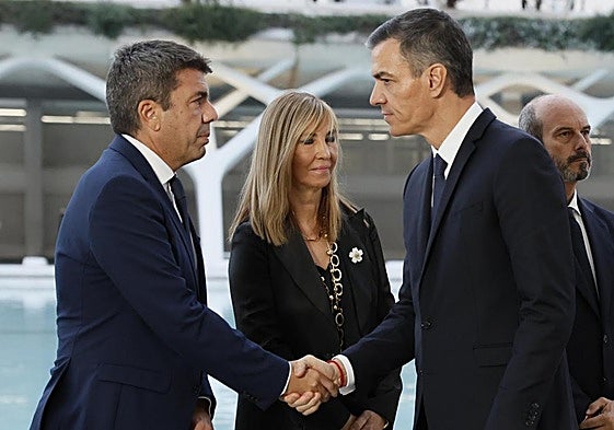 Carlos Mazón y Pedro Sánchez en el funeral de estado por las víctimas de la dana.