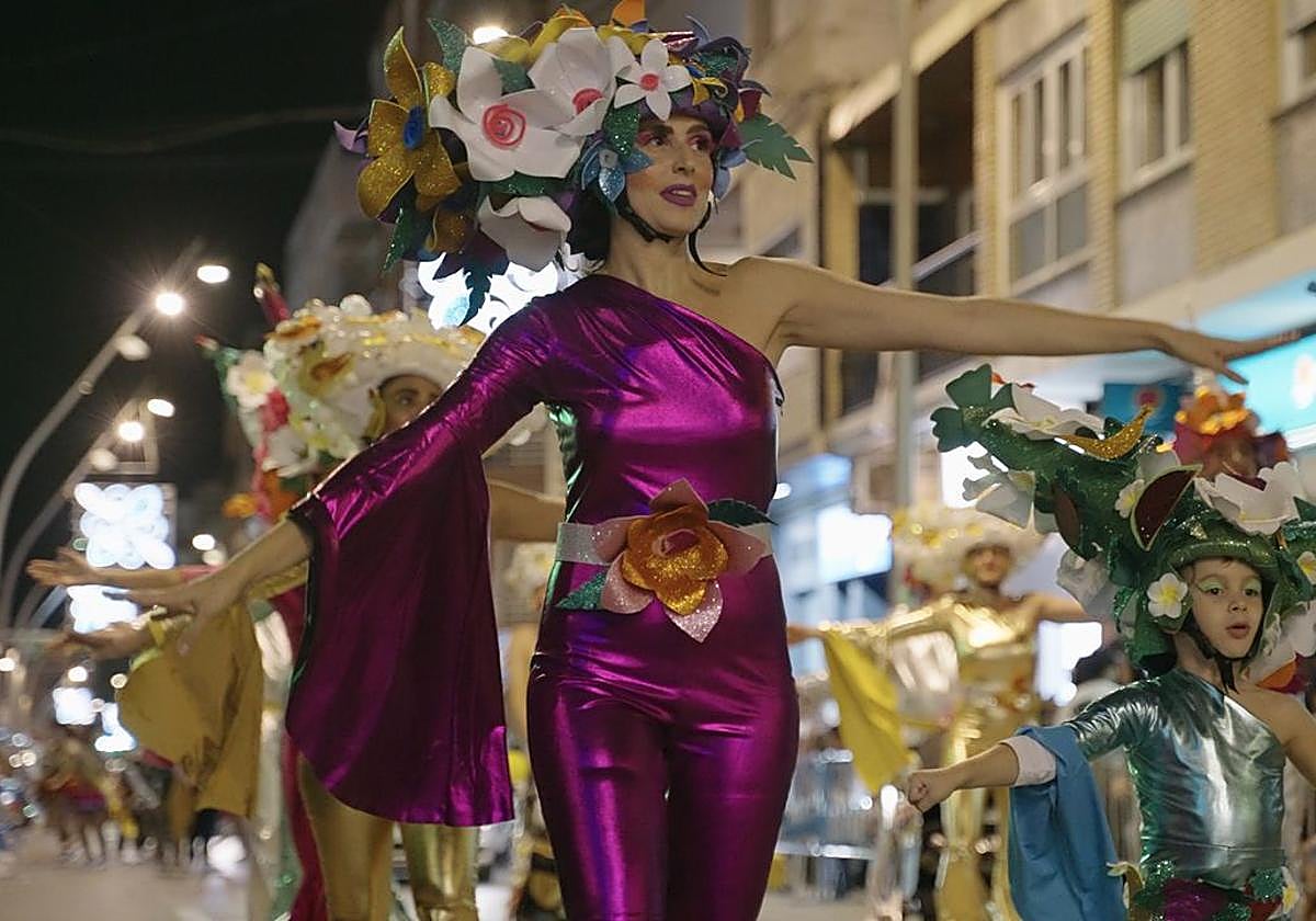 Grand parade of floats and costumes in Pilar de la Horadada.