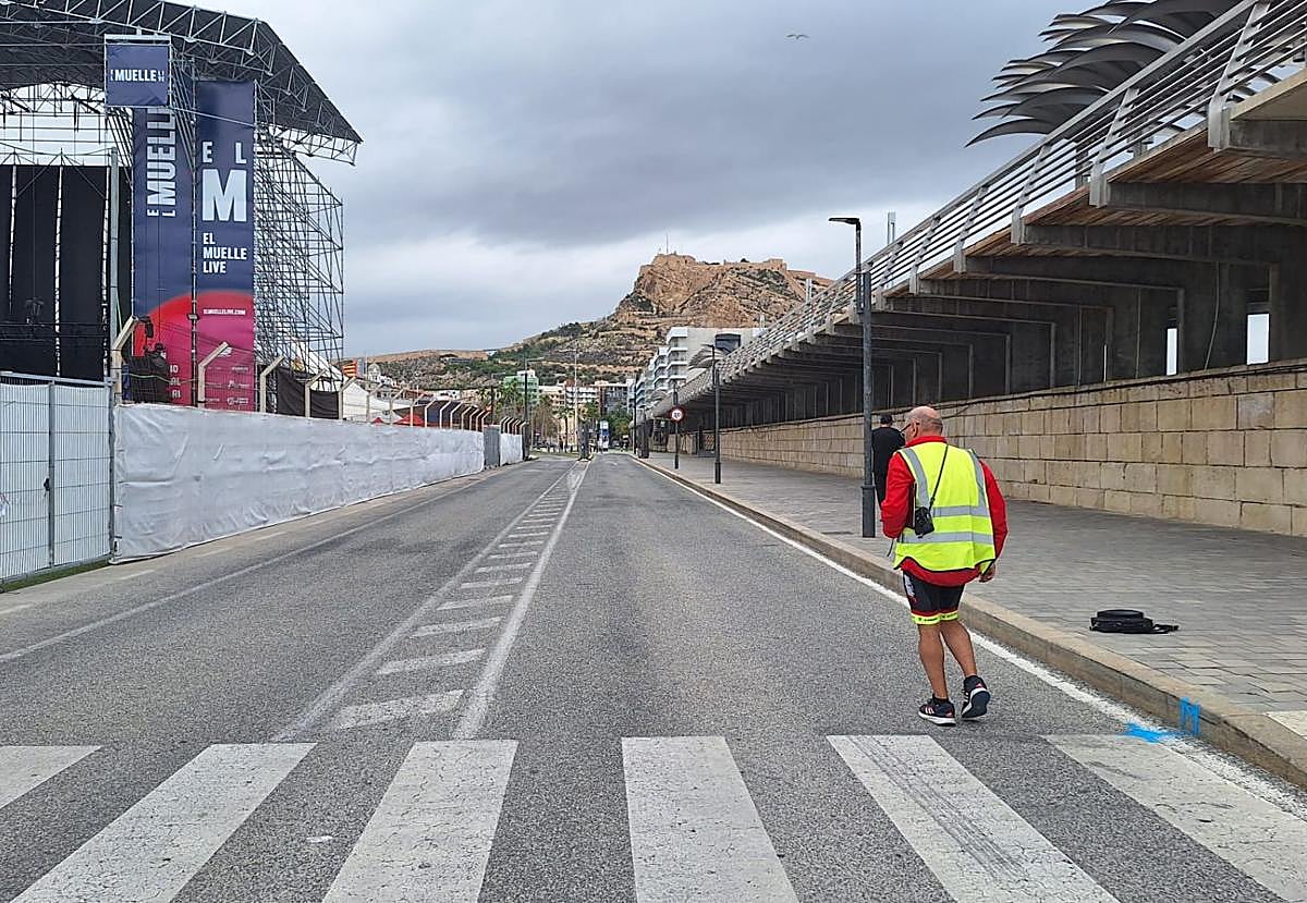 Verification of the route for the First Elche-Alicante Marathon.