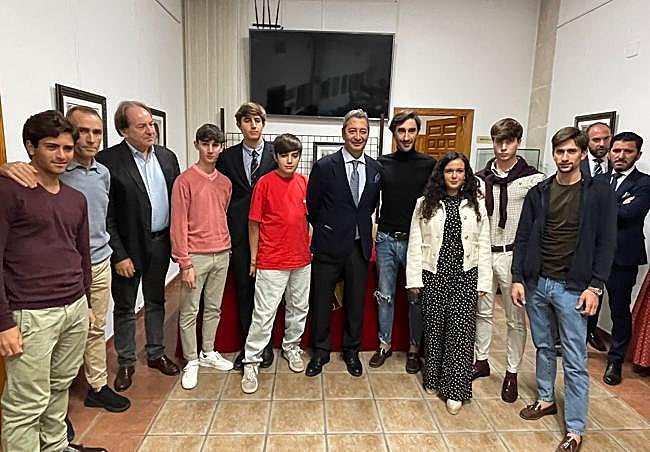 Presentation of the books 'Brillos y barro' and 'La llamada de la casta' at the Alicante Bullfighting Museum.