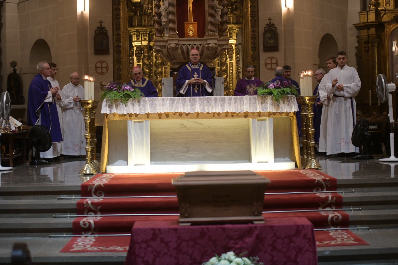 Los restos del médico Pedro Herrero ya reposan en la Capilla de la Buena Muerte de Alicante