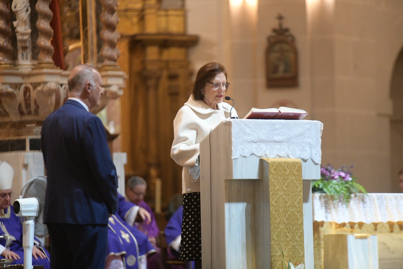 Los restos del médico Pedro Herrero ya reposan en la Capilla de la Buena Muerte de Alicante