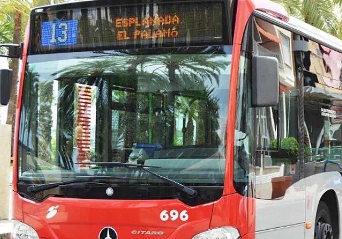 One of the bus lines affected by the mascletà.