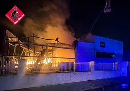 La nave afectada se encuentra en el polígono industrial Finca Lacy.