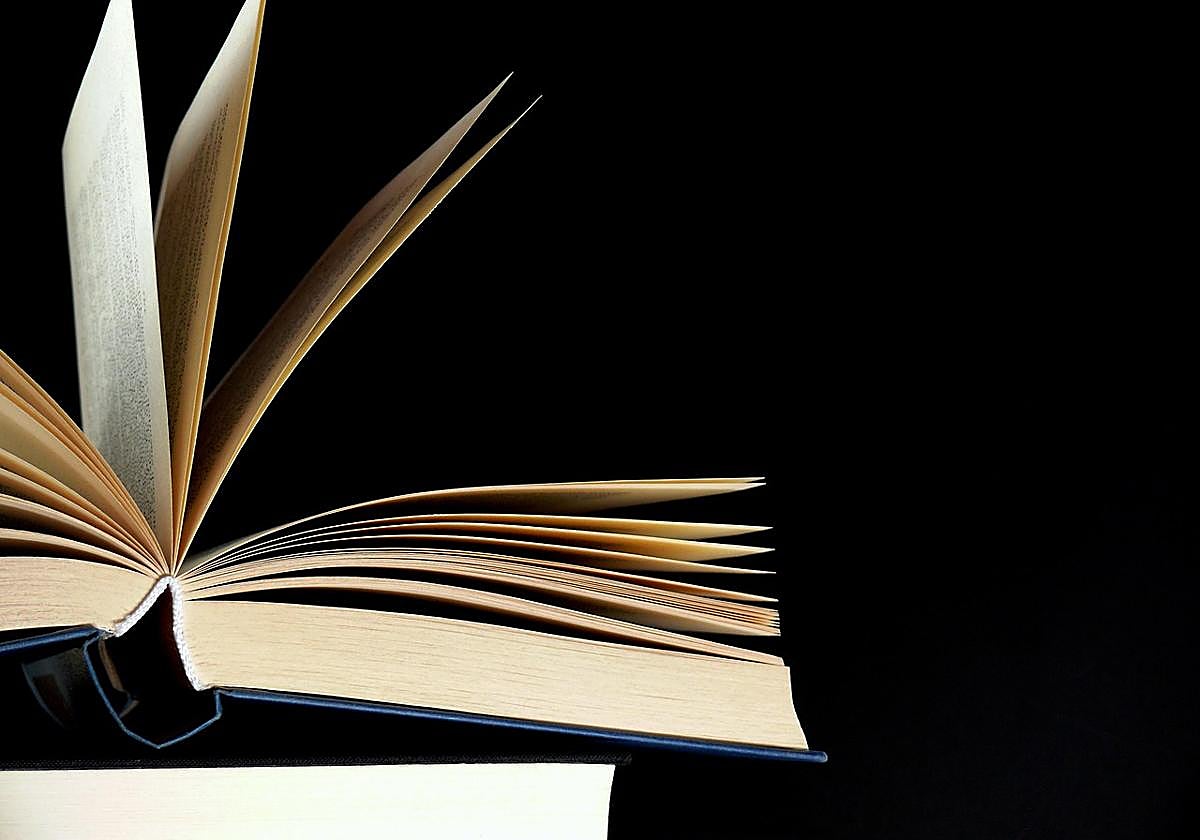 Podrán participar autores con obras originales e inéditas.