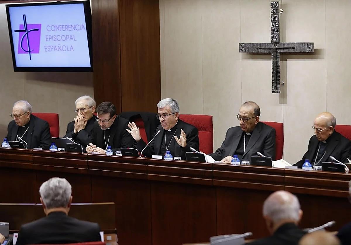 Meeting of the Episcopal Conference in a plenary assembly last year.