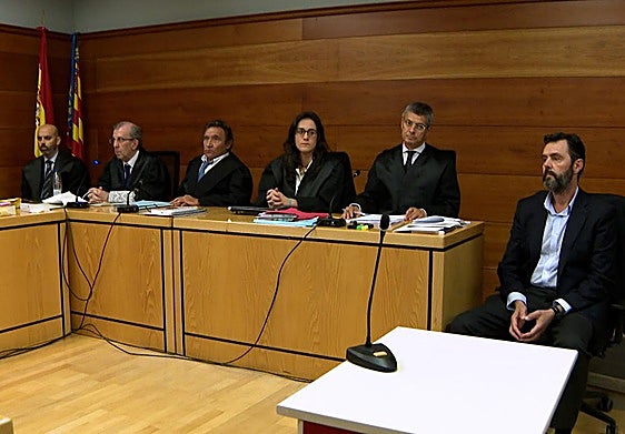 Miguel López, acusado del asesinato de su suegra y luego absuelto, durante el juicio por el 'caso Sala'.