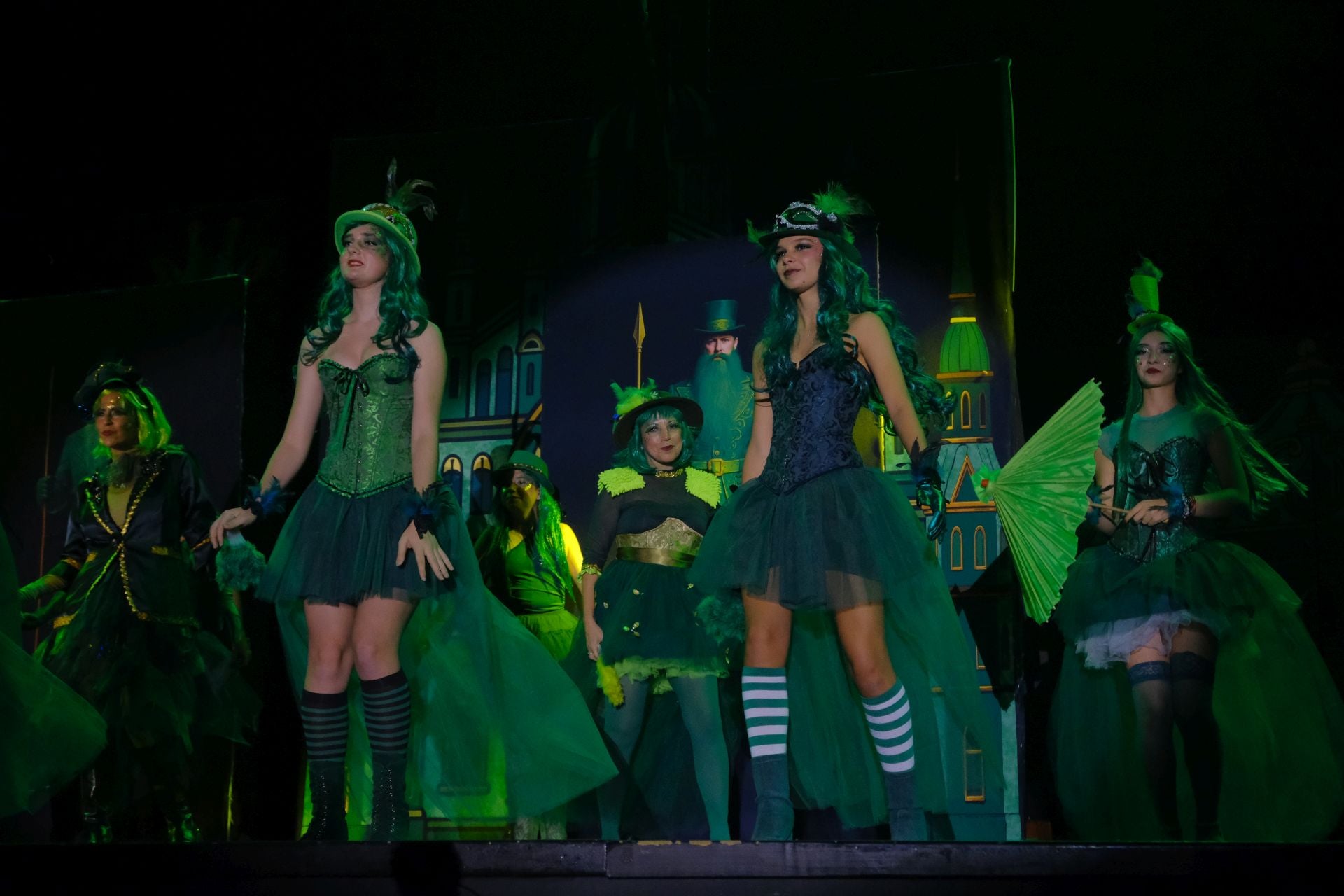 Las Hogueras se suben al escenario en la primera eliminatoria del certamen artístico