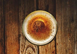 El alcoholismo es una de las adicciones más prevalentes a nivel mundial.