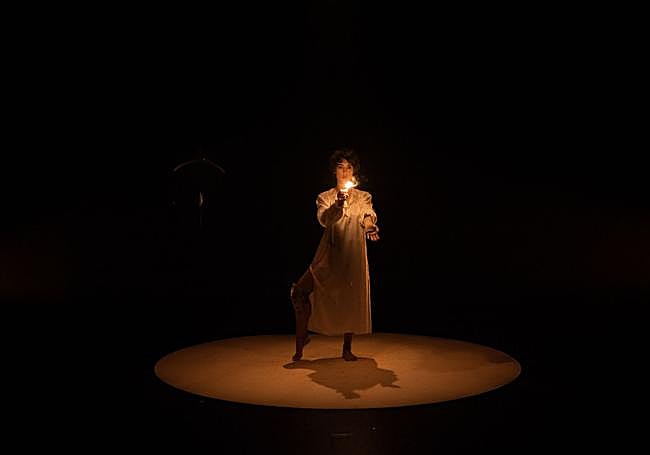 Elisa Forcano in 'Golden Vixen'.