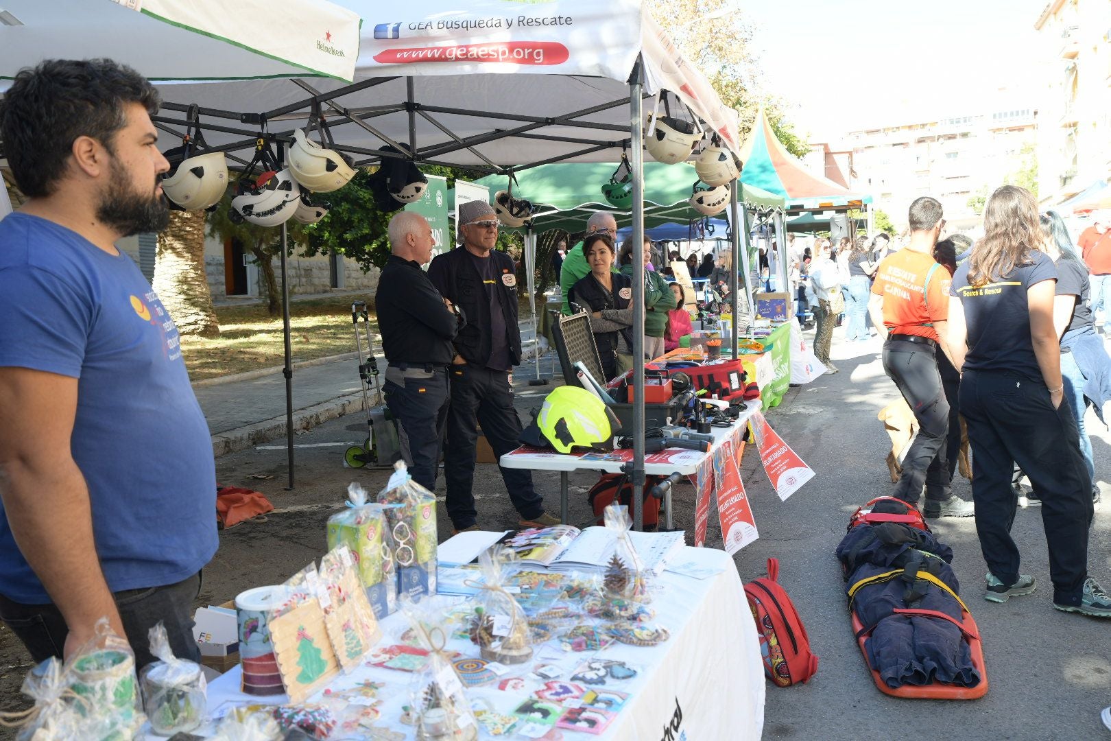 La Navidad se adelanta en Alicante en forma de mercadillo solidario
