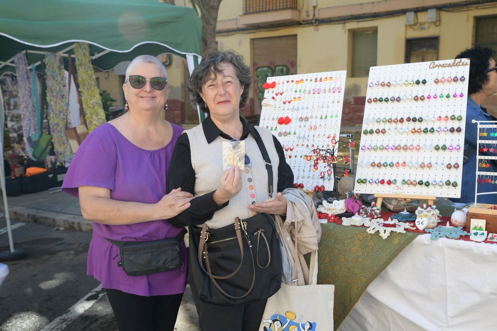 La Navidad se adelanta en Alicante en forma de mercadillo solidario