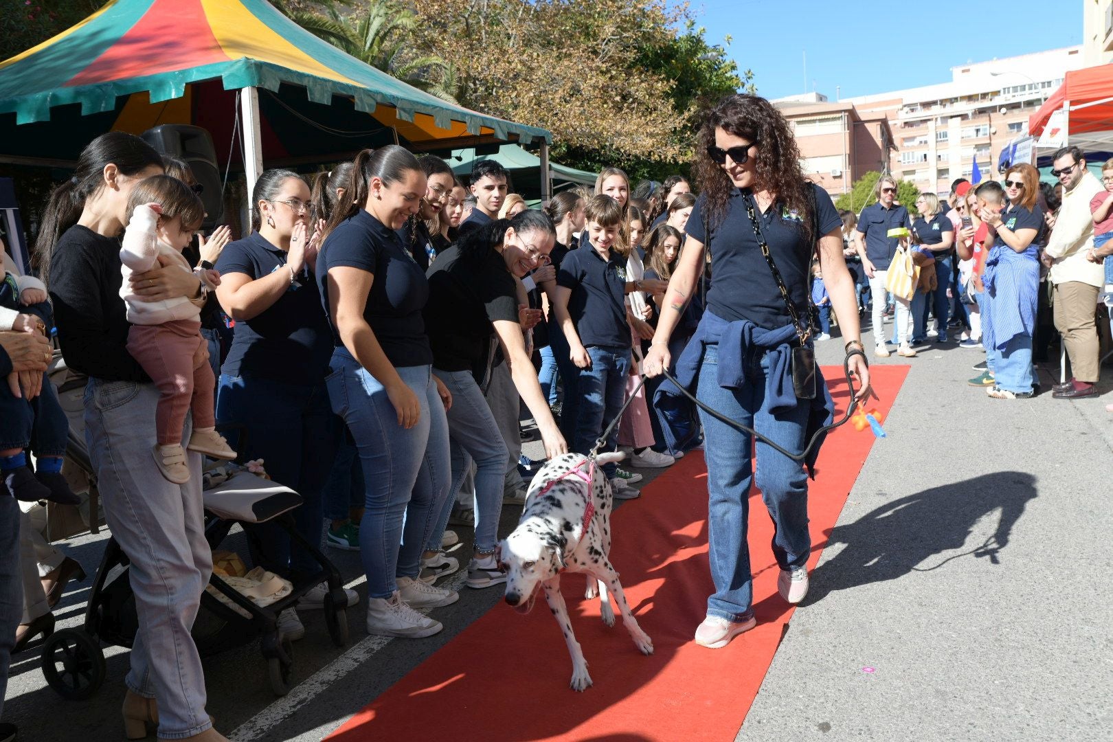 La Navidad se adelanta en Alicante en forma de mercadillo solidario