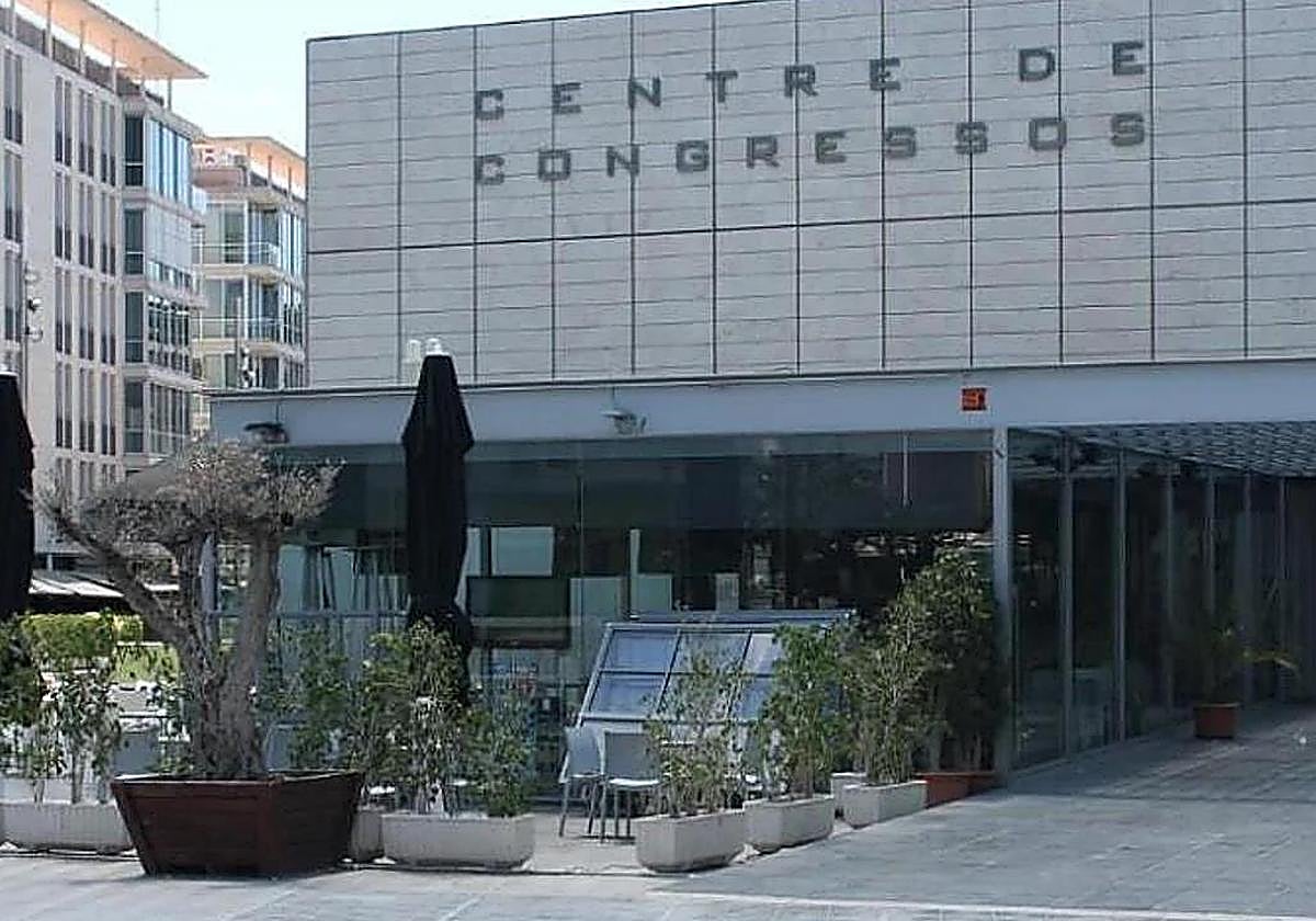 Professionals and institutional representatives debate the labour impact of Artificial Intelligence at the Congress Centre.