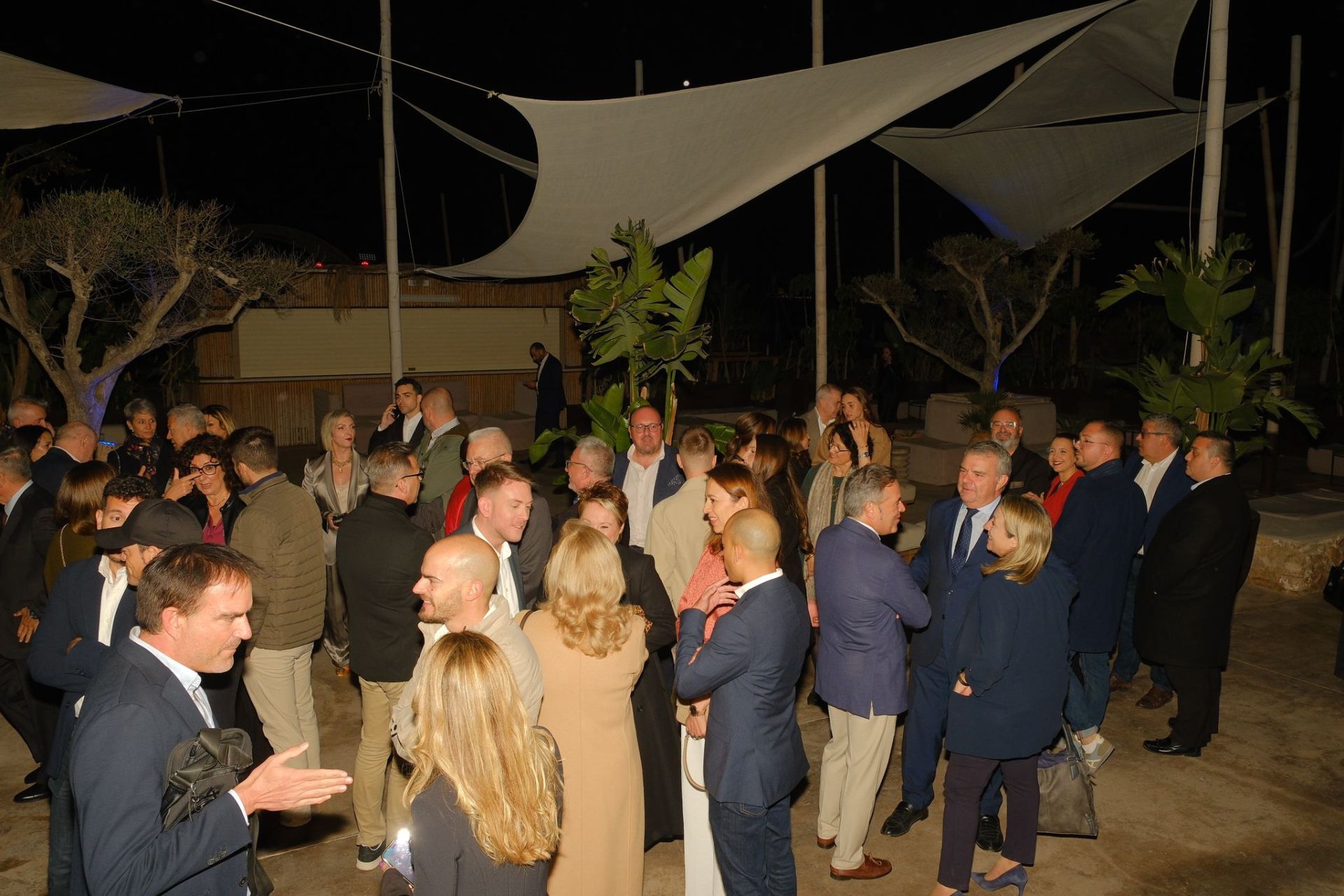 Ambiente de gala en la tercera edición de los Premios Alicantinos