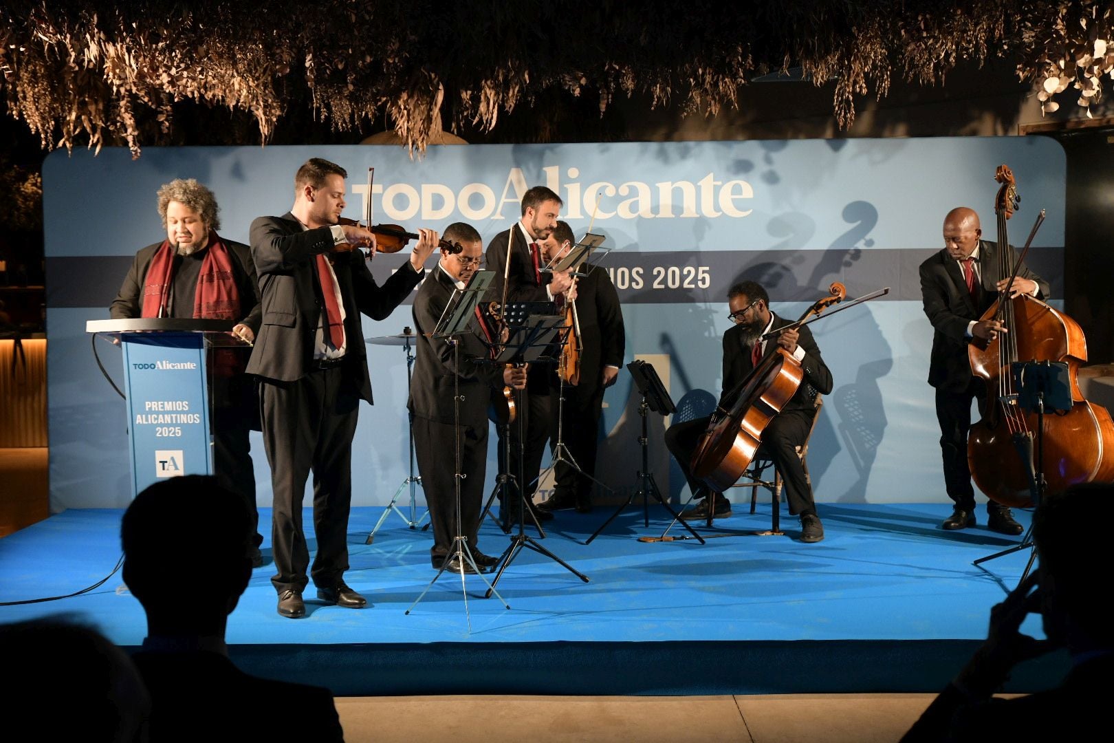 Alicante brilla: así ha sido la gran noche de los Premios Alicantinos