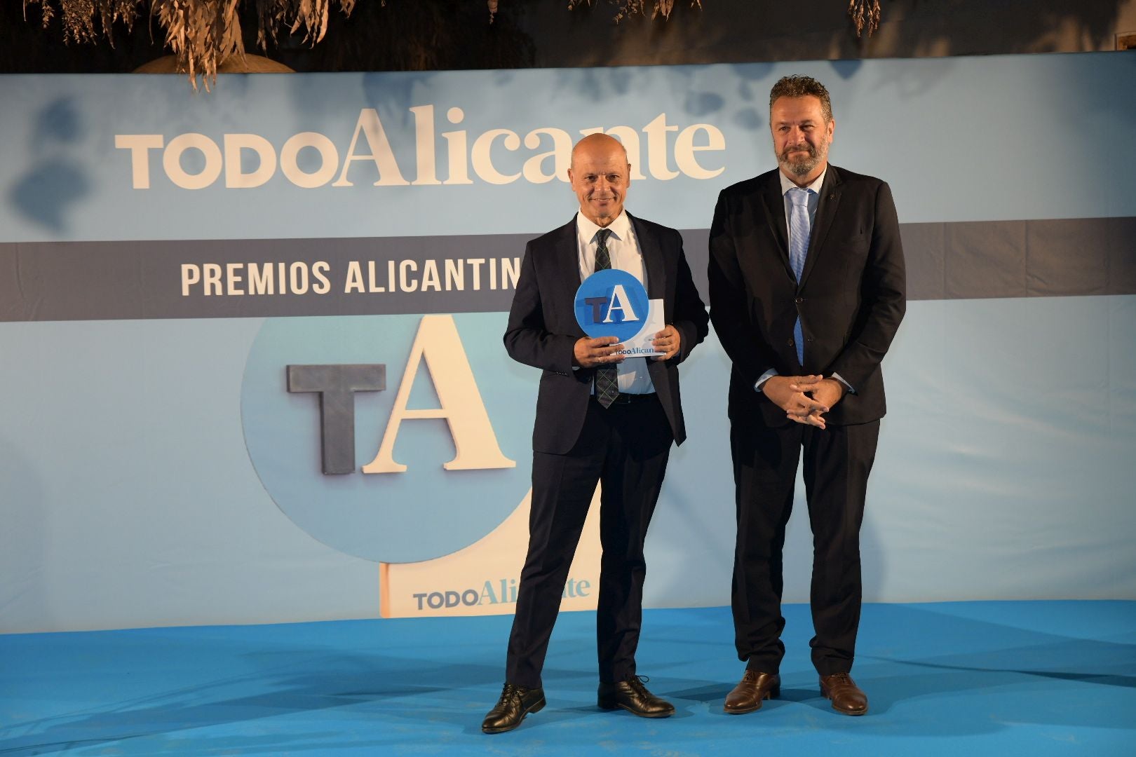 Alicante brilla: así ha sido la gran noche de los Premios Alicantinos