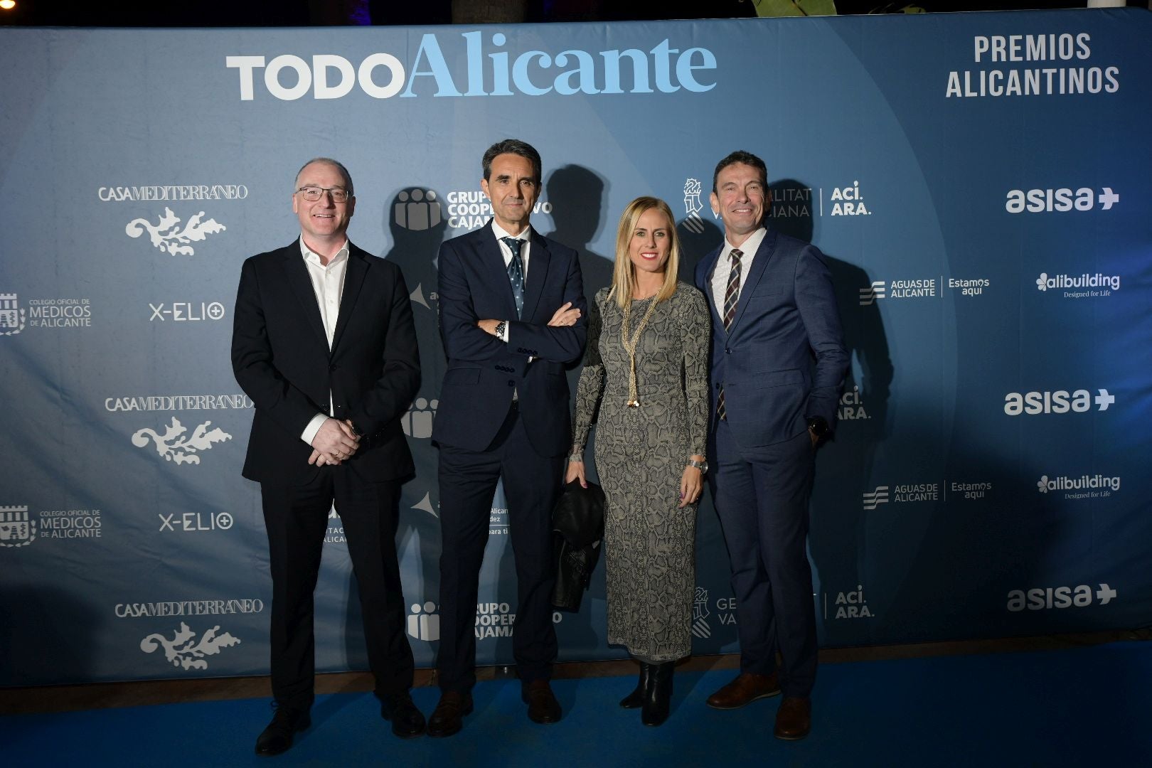 Búscate en el photocall de los Premios Alicantinos