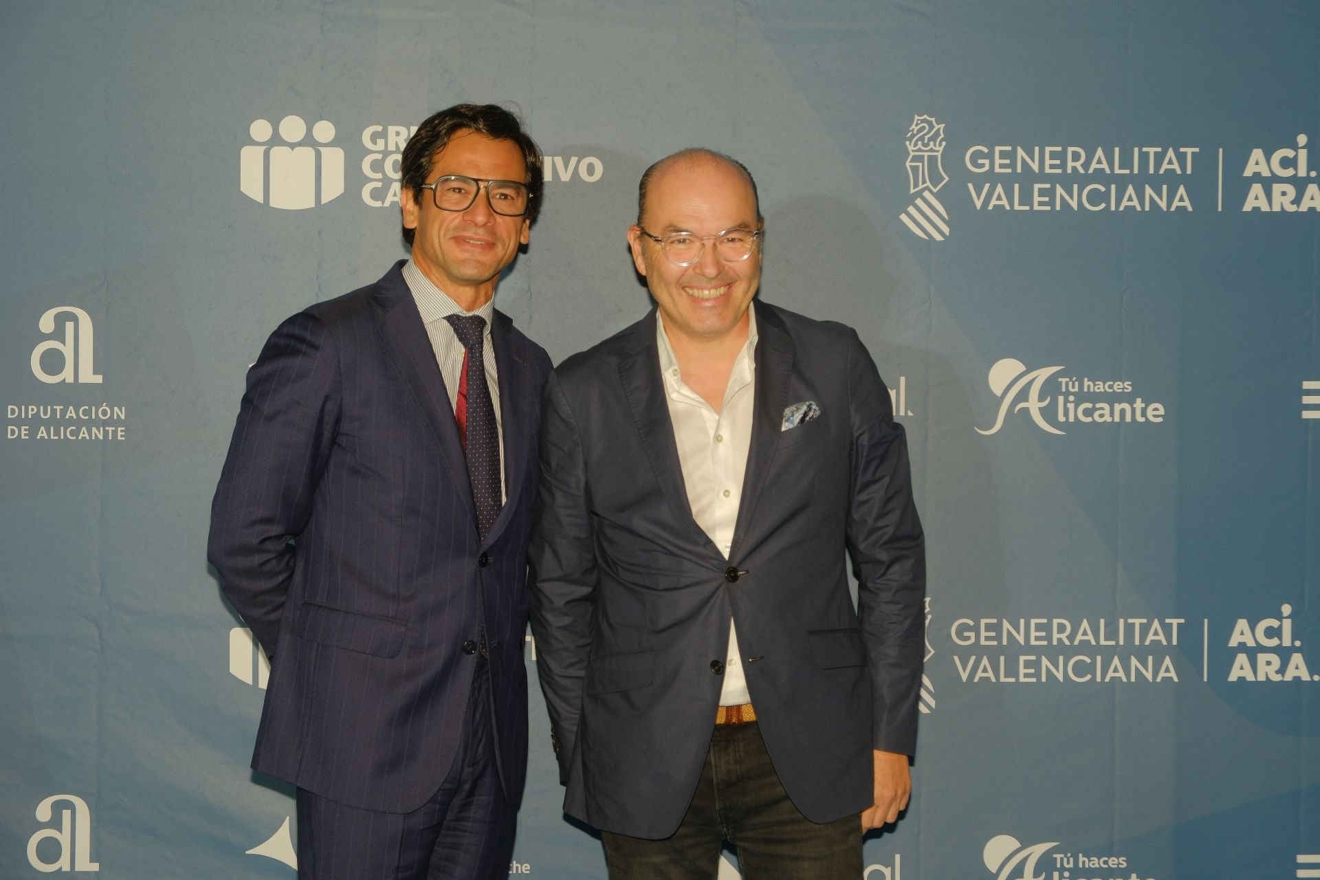 Búscate en el photocall de los Premios Alicantinos