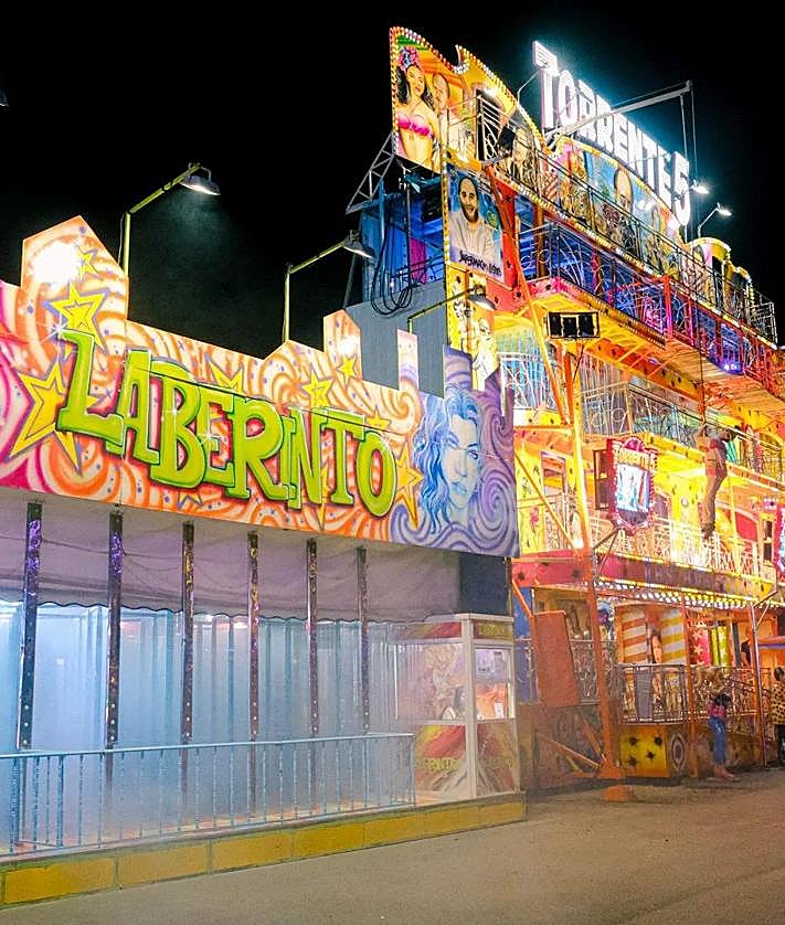 Imagen secundaria 2 - Feria de Navidad de Alicante 2024. 