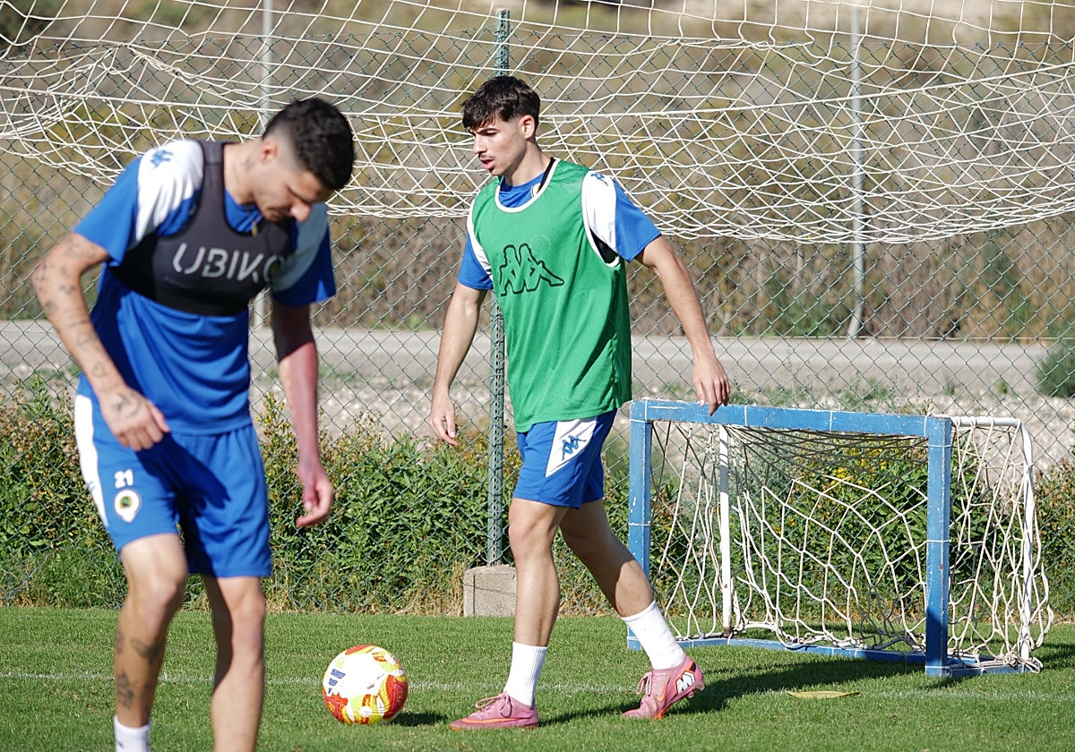 Nico Espinosa, durante un entrenamiento reciente en Fontcalent.