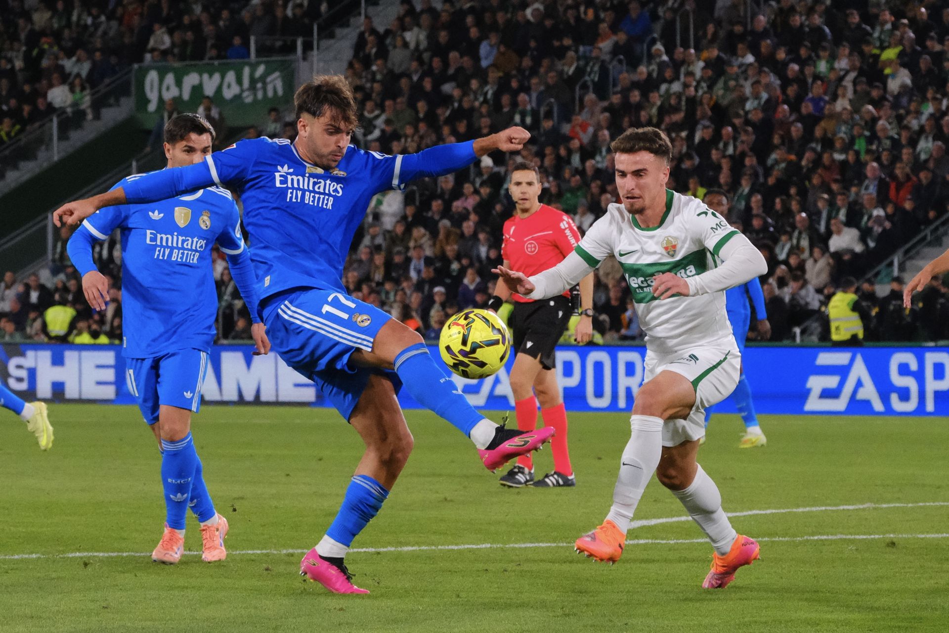 Las mejores imágenes del Elche CF-Real Madrid en el Martínez Valero