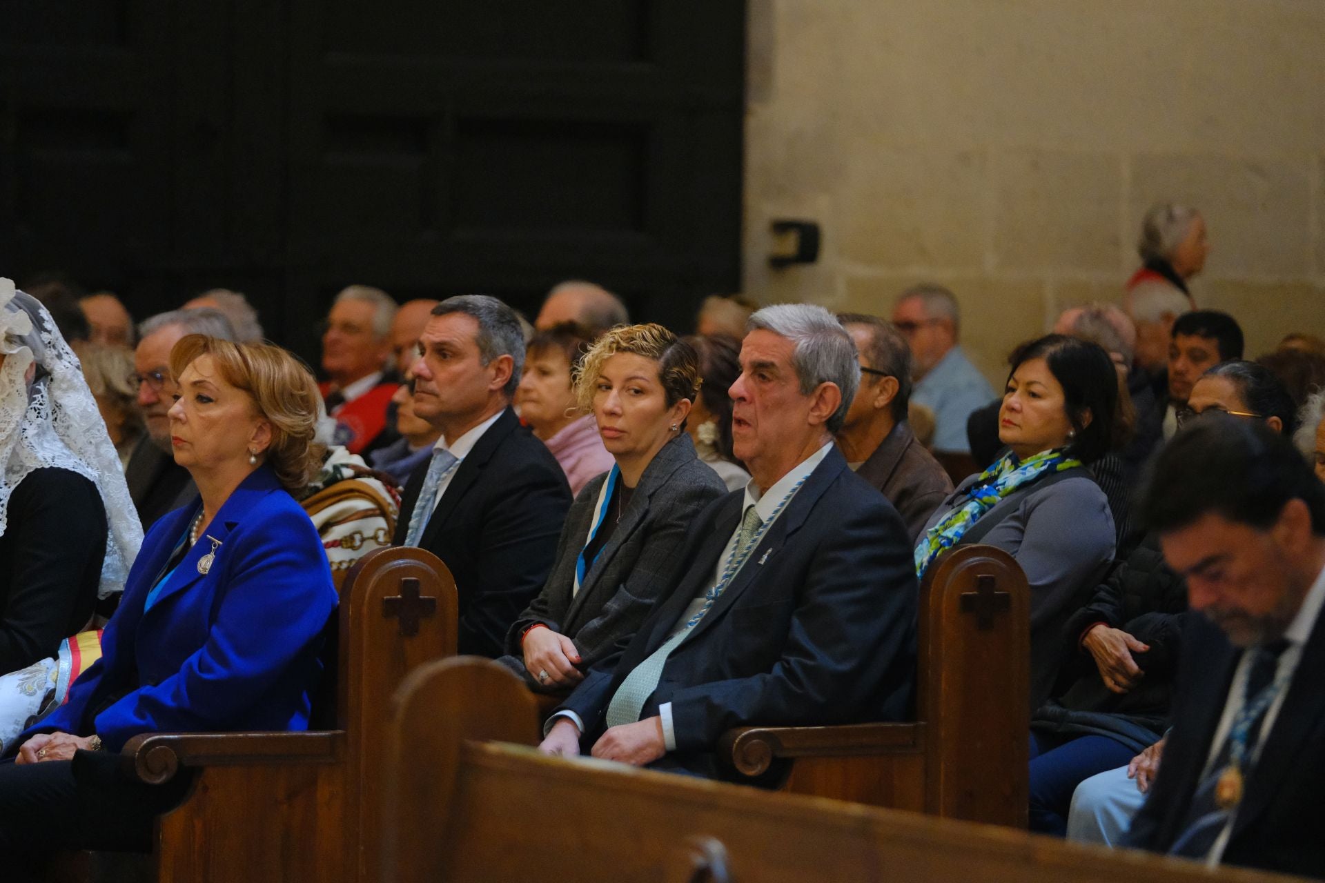 Alicante se rinde ante la Virgen del Remedio en su 75 aniversario como Alcaldesa Perpetua