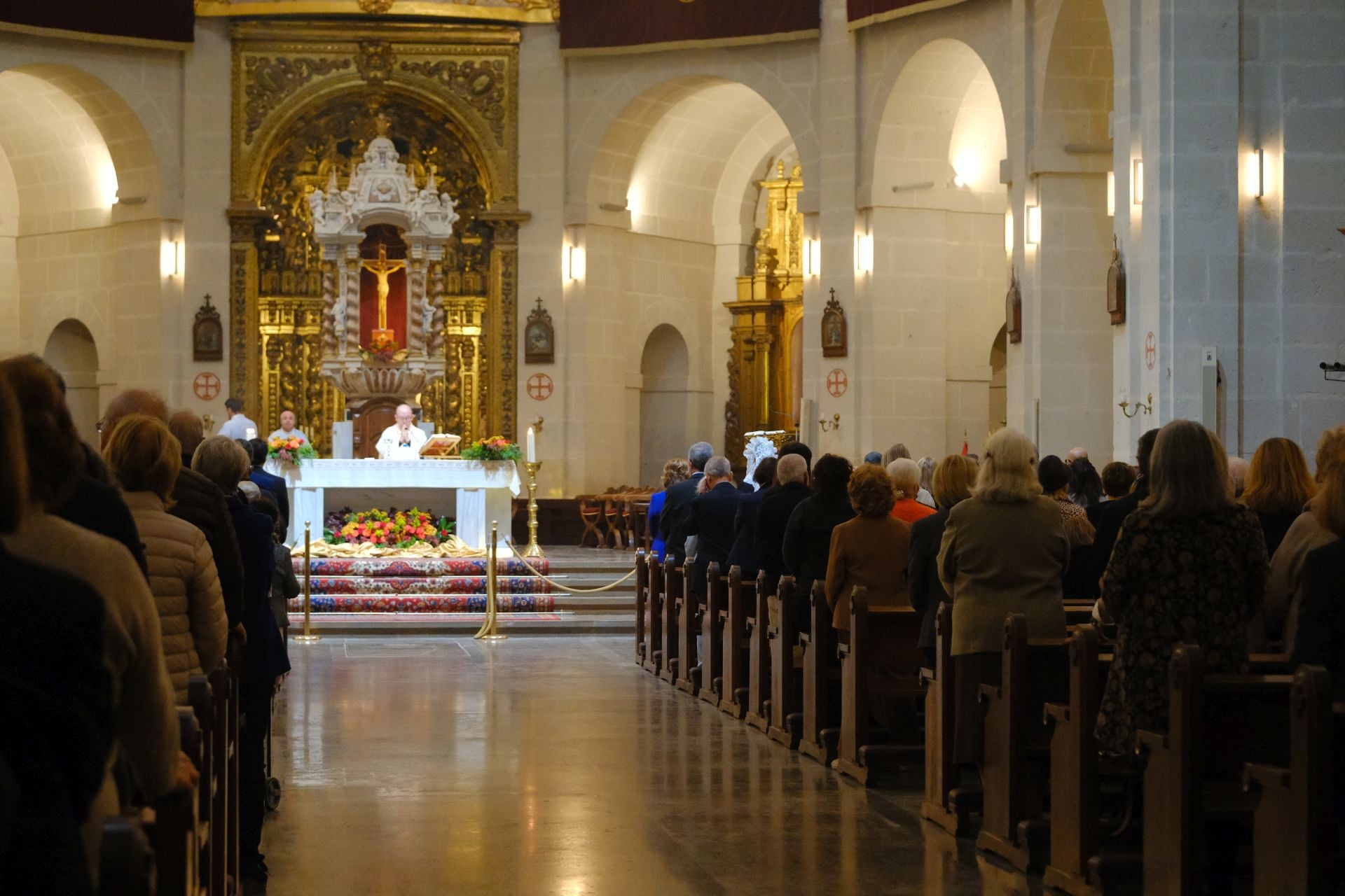Alicante se rinde ante la Virgen del Remedio en su 75 aniversario como Alcaldesa Perpetua