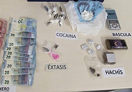 Droga intervenida por la Policía Nacional en San Vicente.