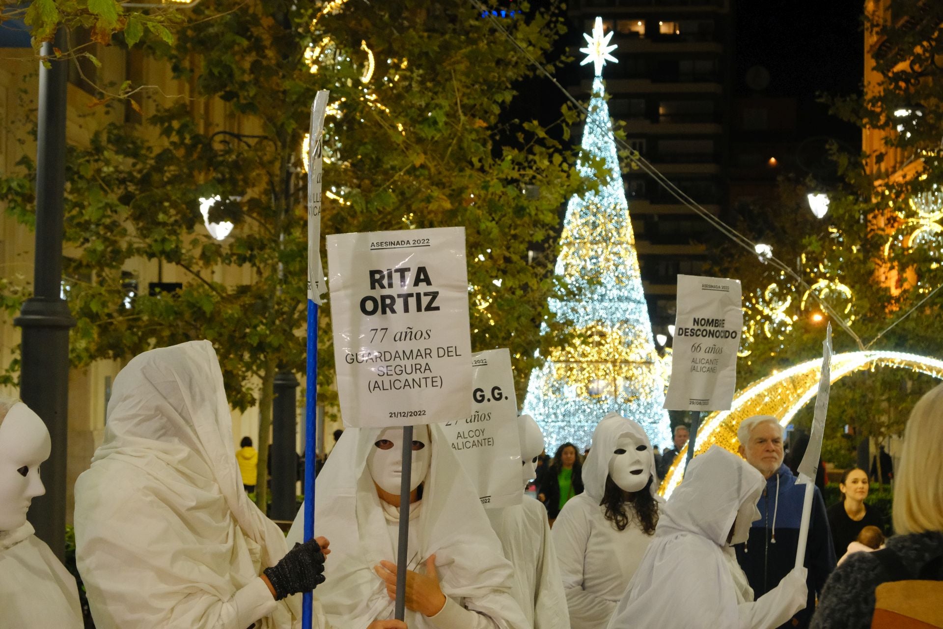 Alicante levanta la voz contra la violencia de género el 25N