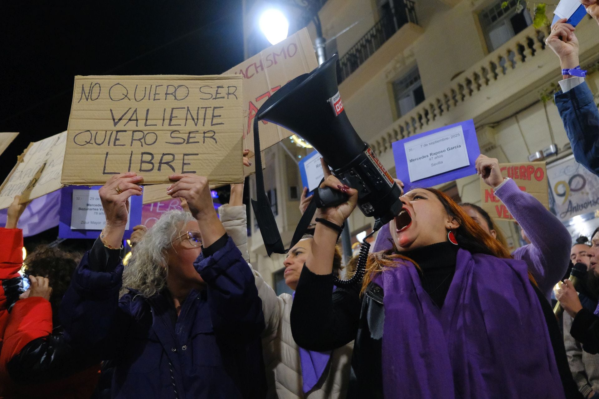 Alicante levanta la voz contra la violencia de género el 25N