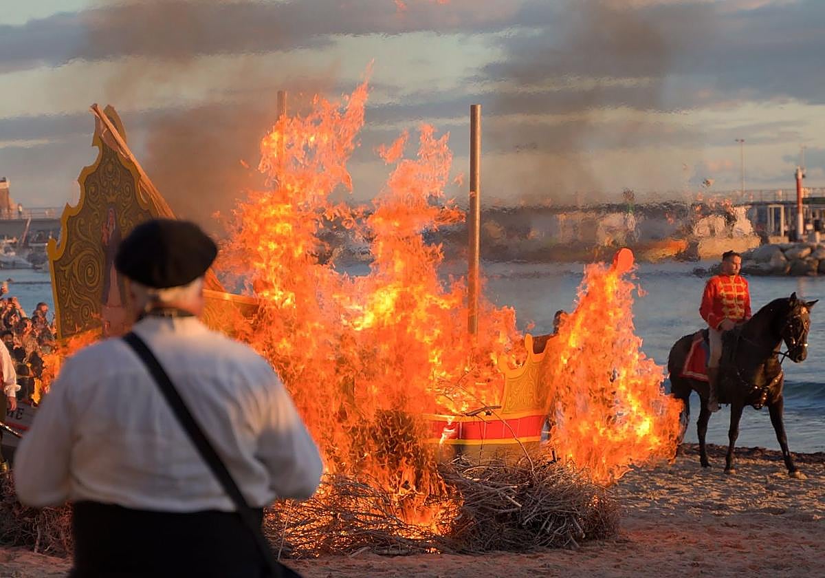 Cremà del llondro a les festes patronals de Benidorm.