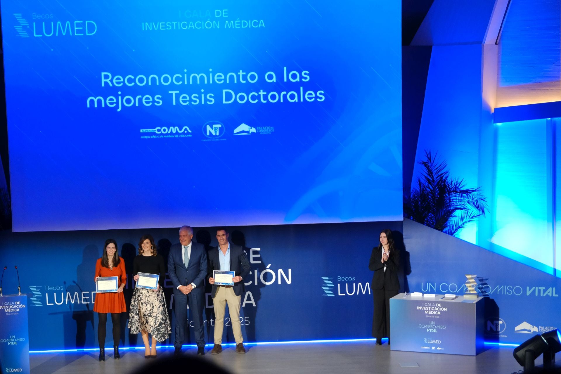 Así ha sido la I Gala Becas LUMED celebrada en Alicante